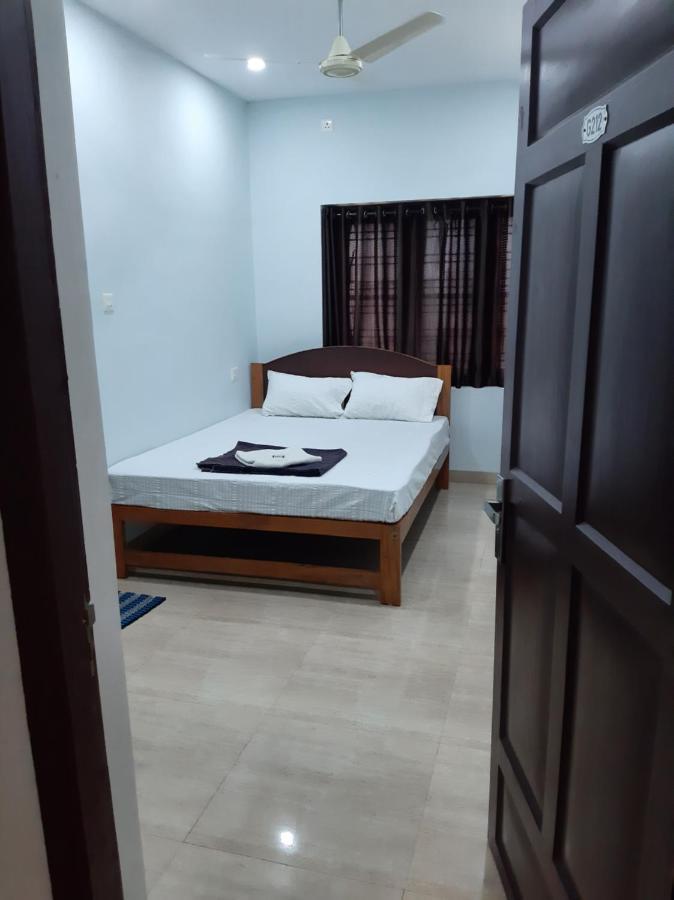 Madaparambil Residency Alwaye Dış mekan fotoğraf