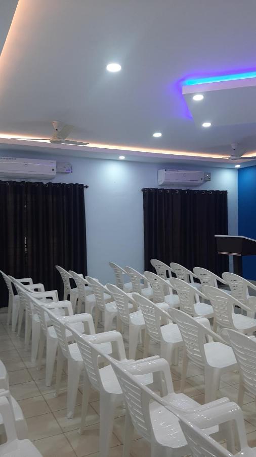 Madaparambil Residency Alwaye Dış mekan fotoğraf