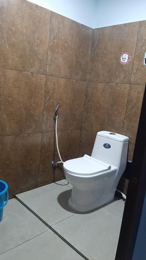 Madaparambil Residency Alwaye Dış mekan fotoğraf