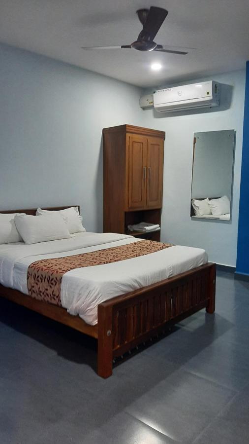 Madaparambil Residency Alwaye Dış mekan fotoğraf