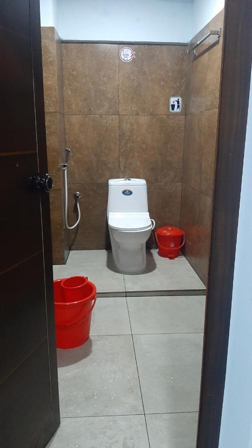 Madaparambil Residency Alwaye Dış mekan fotoğraf