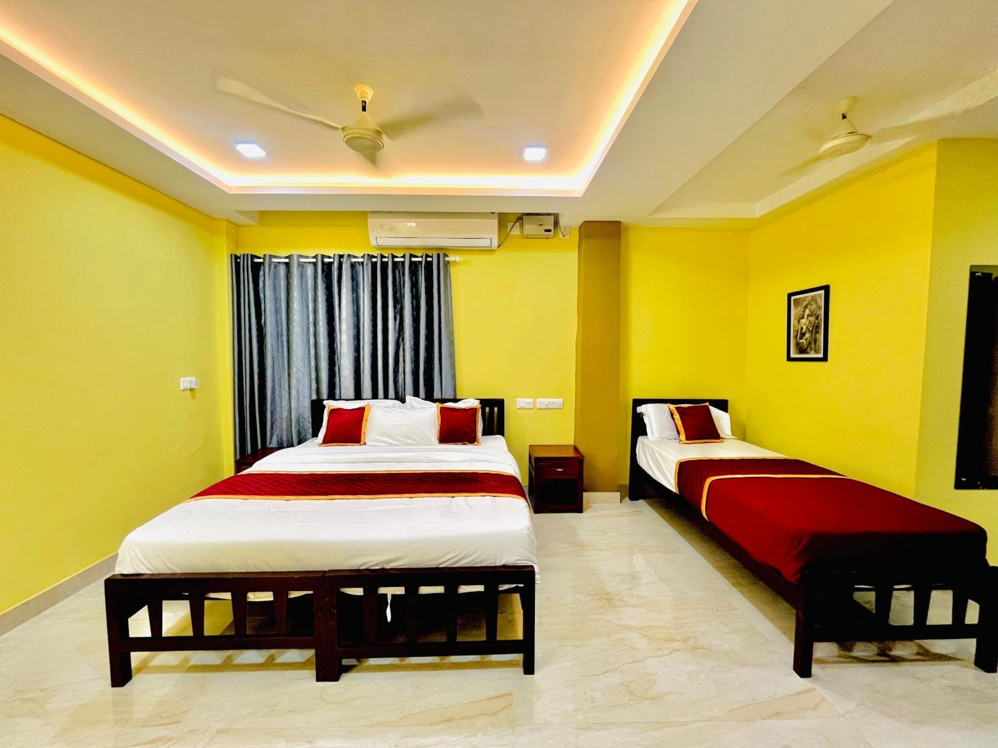 Madaparambil Residency Alwaye Dış mekan fotoğraf